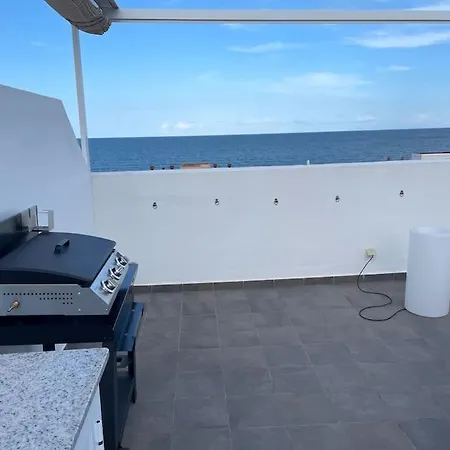 Superbe Penthouse En Bord De *