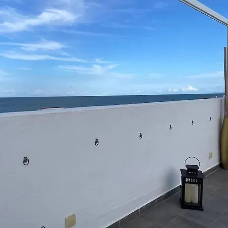 Superbe Penthouse En Bord De Daimús